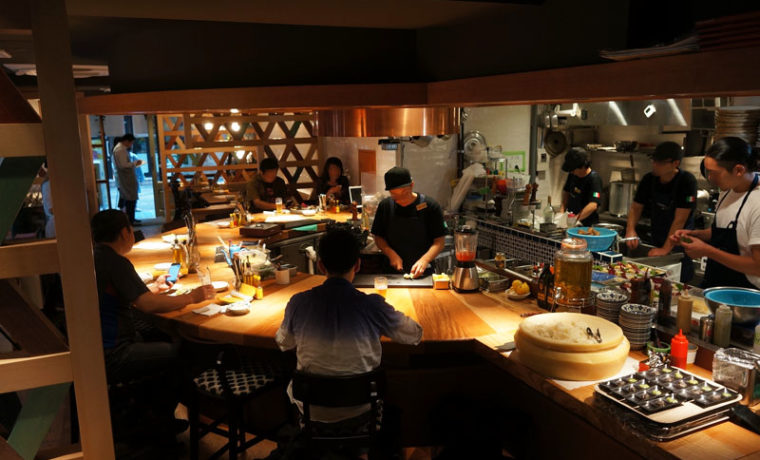 天然木店舗カウンター