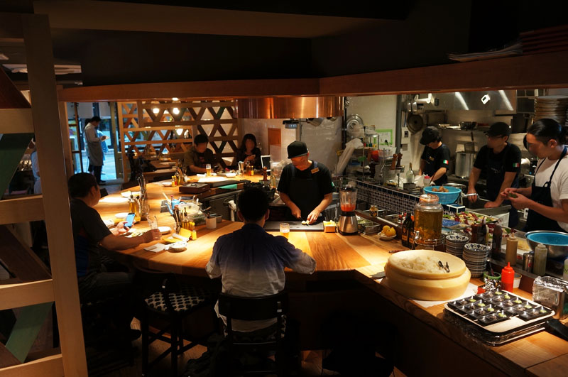 天然木店舗カウンター