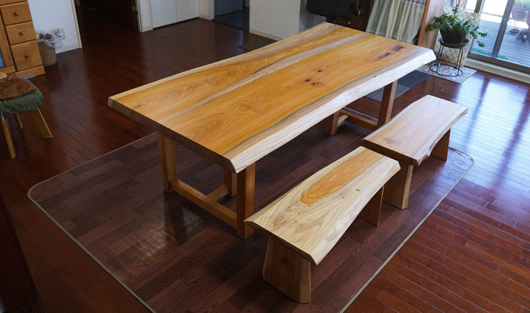 無垢天然木テーブル