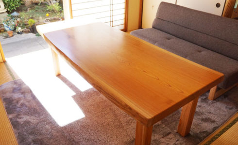 一枚板テーブルの脚取り換え