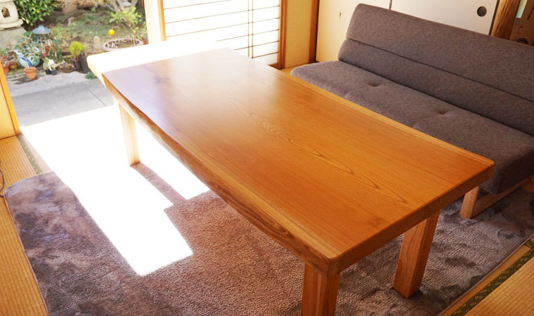 一枚板テーブルの脚取り換え