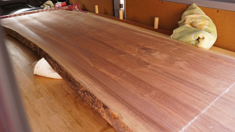 ブラックウォルナット一枚板テーブル