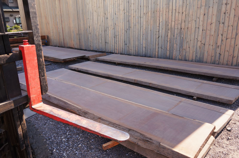 アサメラ無垢一枚板