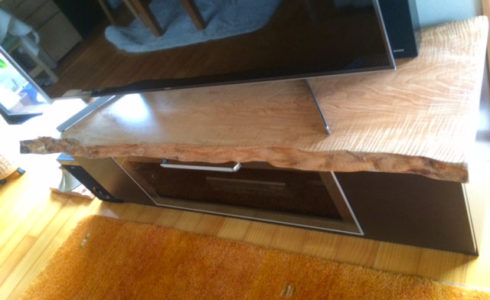 カエデ一枚板テレビ台