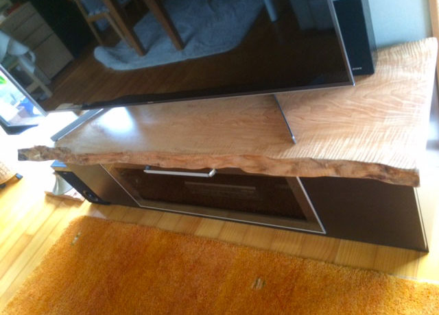 カエデ一枚板テレビ台