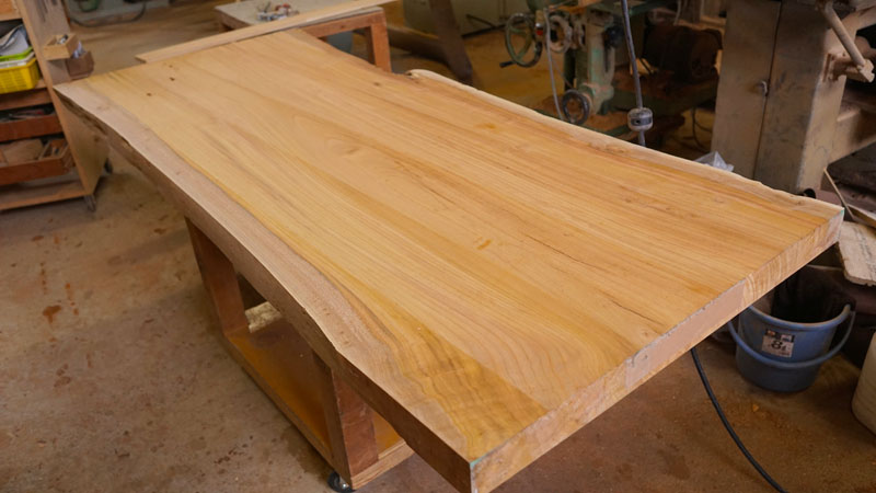 ケヤキ無垢一枚板