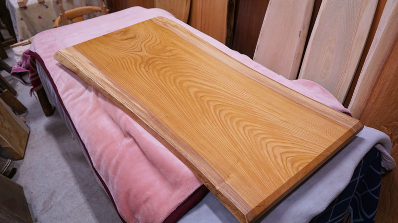 ケヤキ一枚板天板