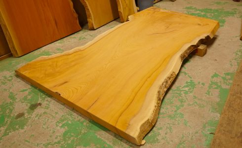 ケヤキ一枚板天板