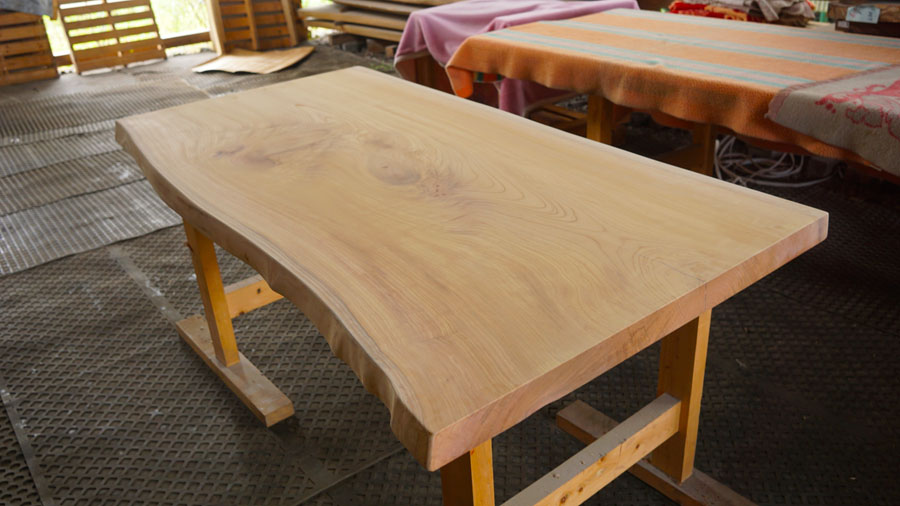 ケヤキ一枚板天板