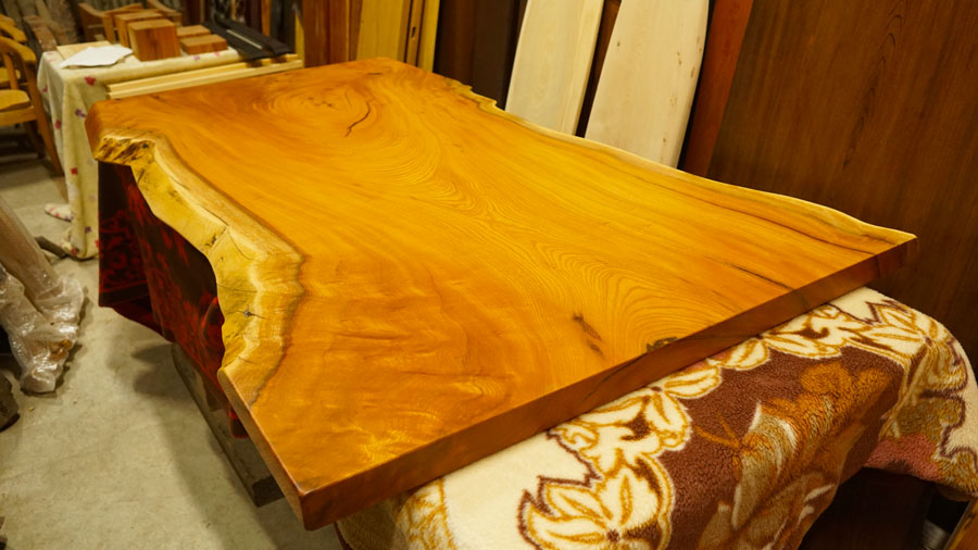 ケヤキ無垢一枚板