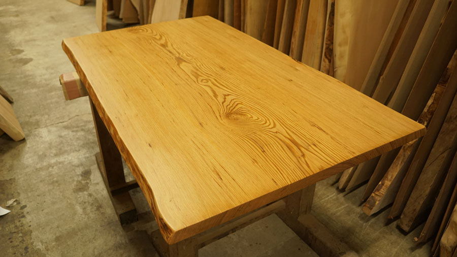 栂一枚板テーブル