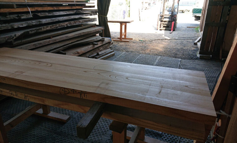 無垢一枚板カウンター