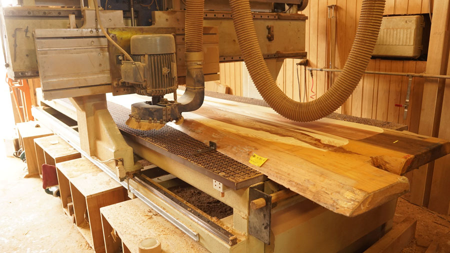 杉一枚板カウンター