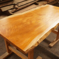 ケヤキ一枚板テーブル