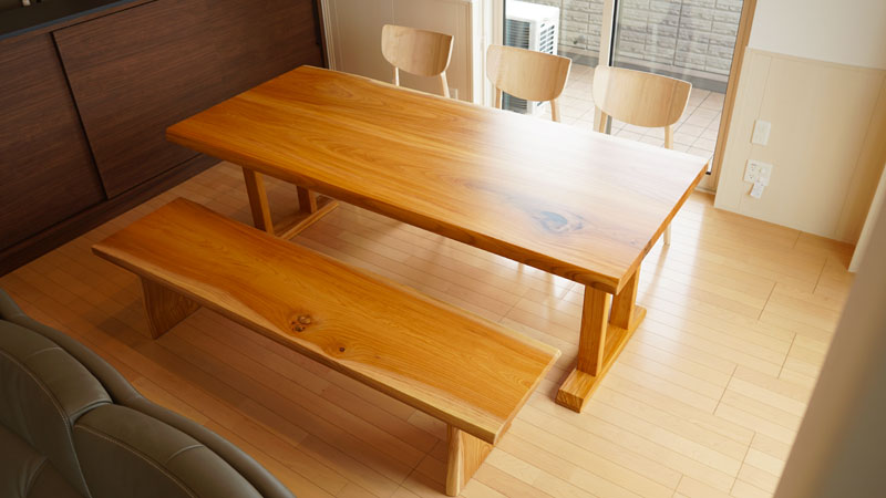 ケヤキ無垢ダイニングテーブル