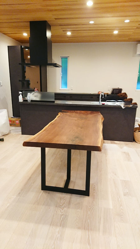 無垢一枚板テーブル