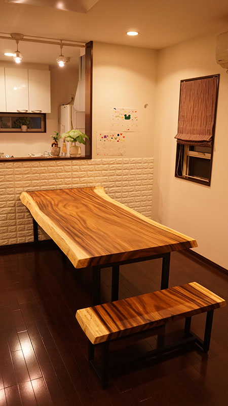 無垢一枚板テーブル