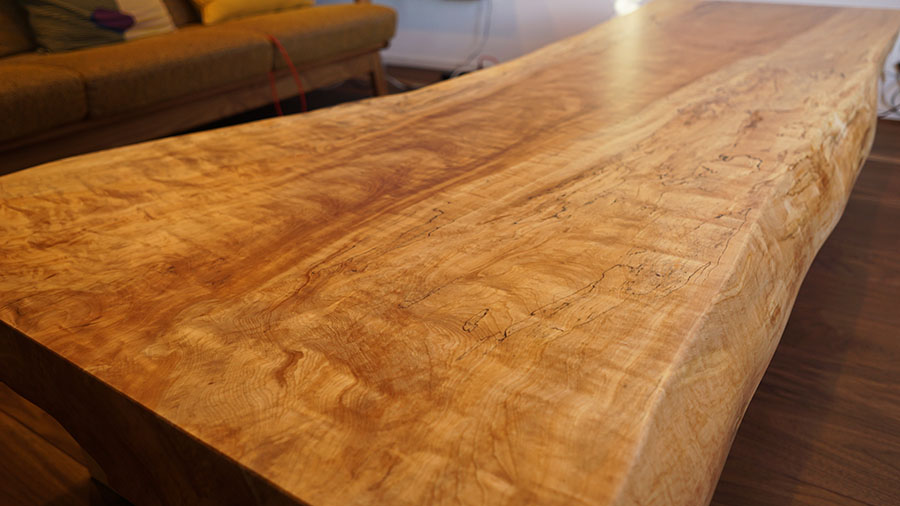 一枚板　波のような杢