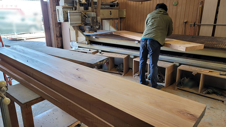 総無垢づくりカウンター