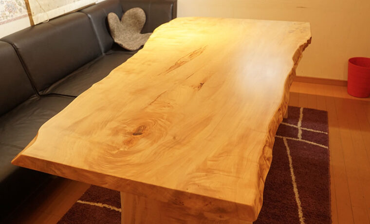 栃無垢一枚板テーブル