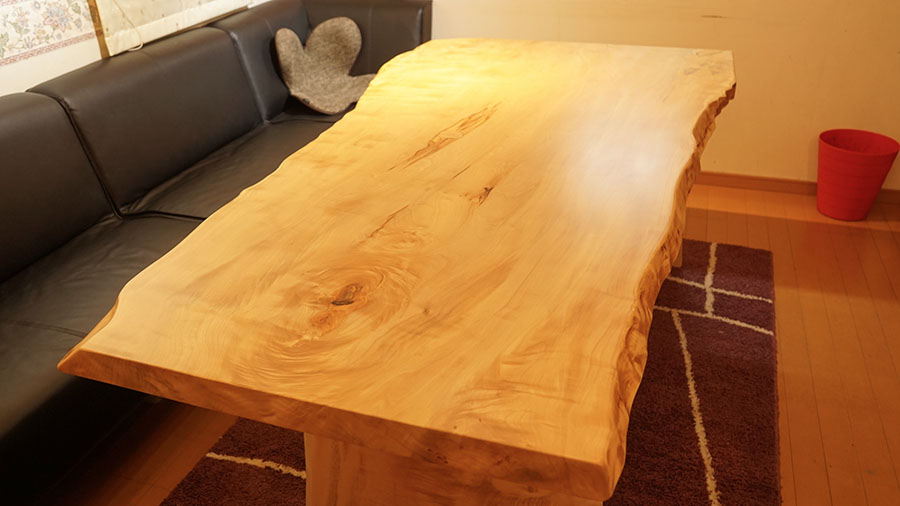 栃無垢一枚板テーブル