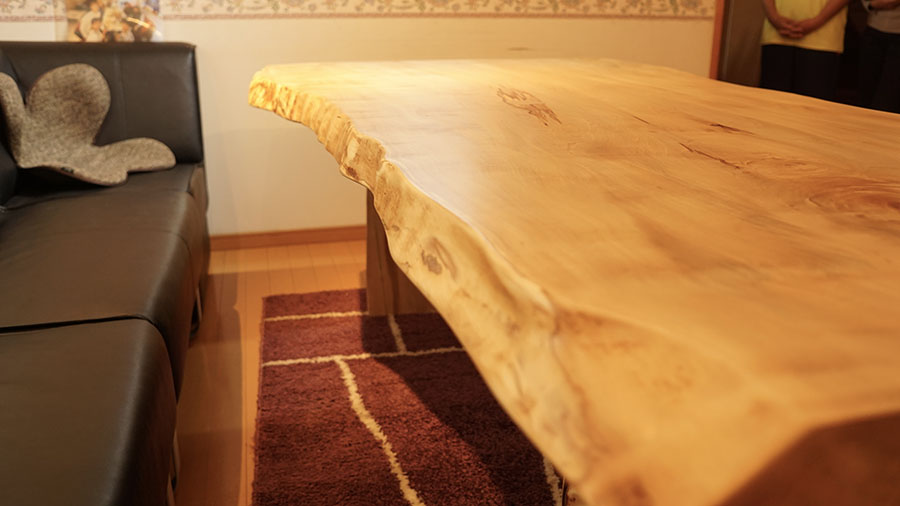 無垢一枚板テーブル