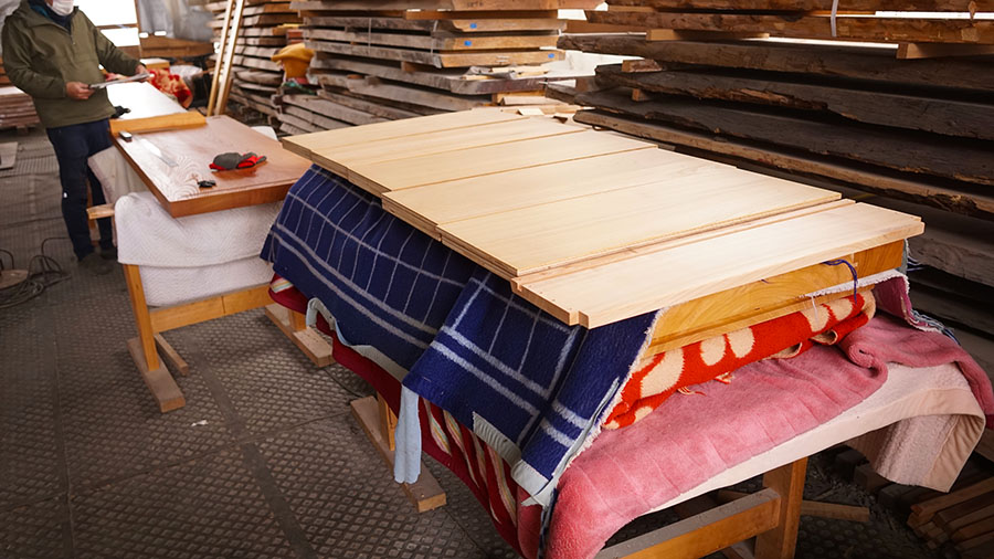 上段カウンター