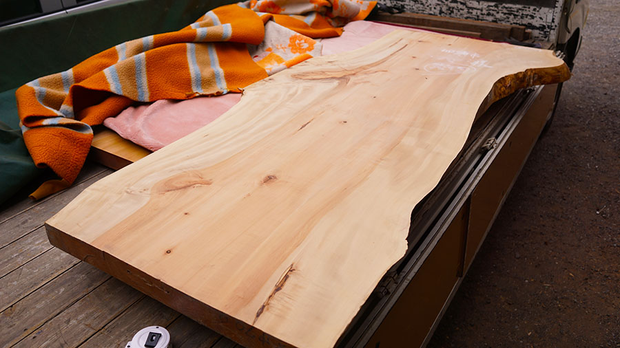 栃無垢一枚板テーブル