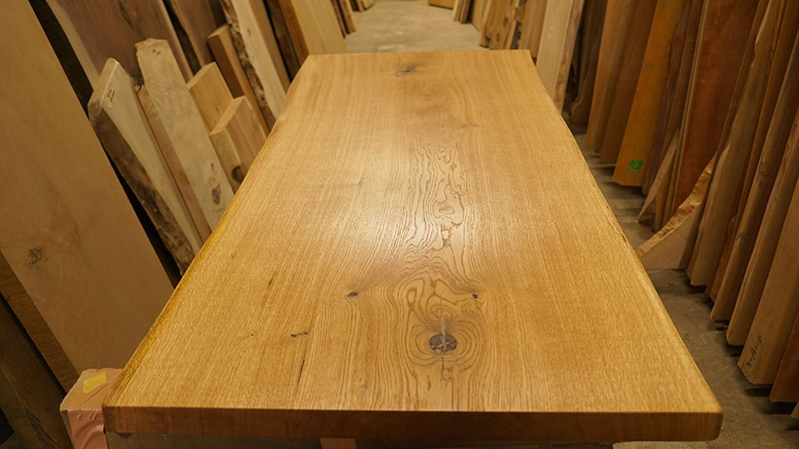 ナラ一枚板の木目