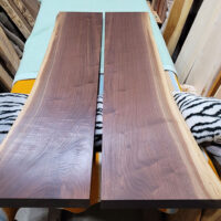 ウォルナット一枚板の台