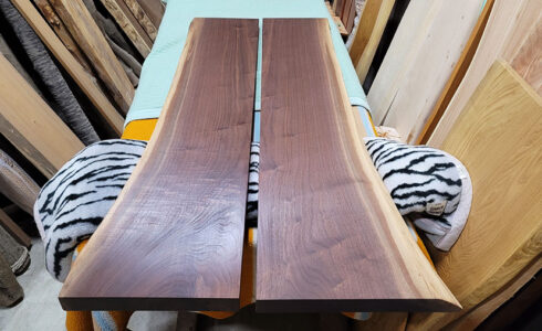 ウォルナット一枚板の台