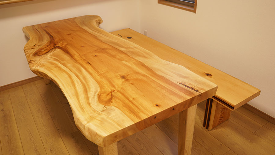 栃一枚板テーブル
