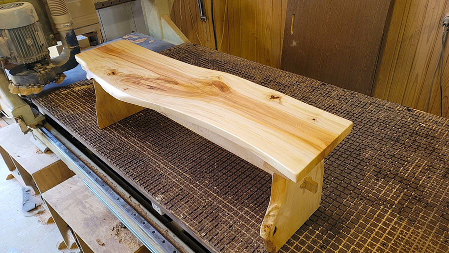 栃一枚板ベンチ