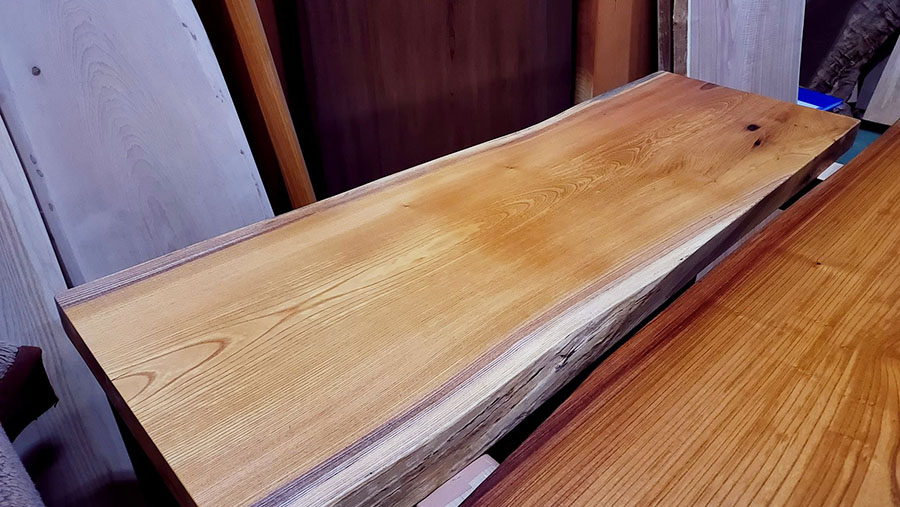 ケヤキ一枚板カウンター材