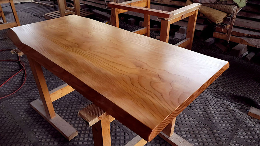 ヒマラヤスギ一枚板