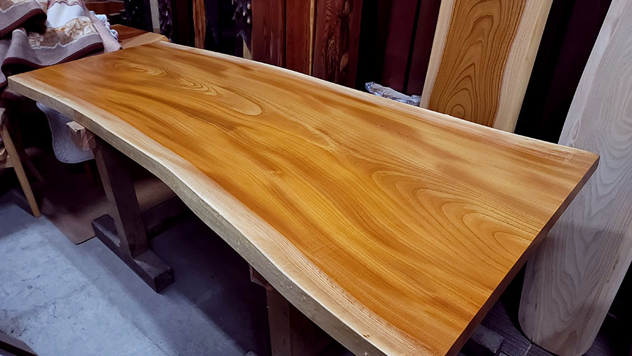 ケヤキ無垢一枚板