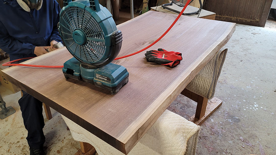 ブラックウォルナット一枚板