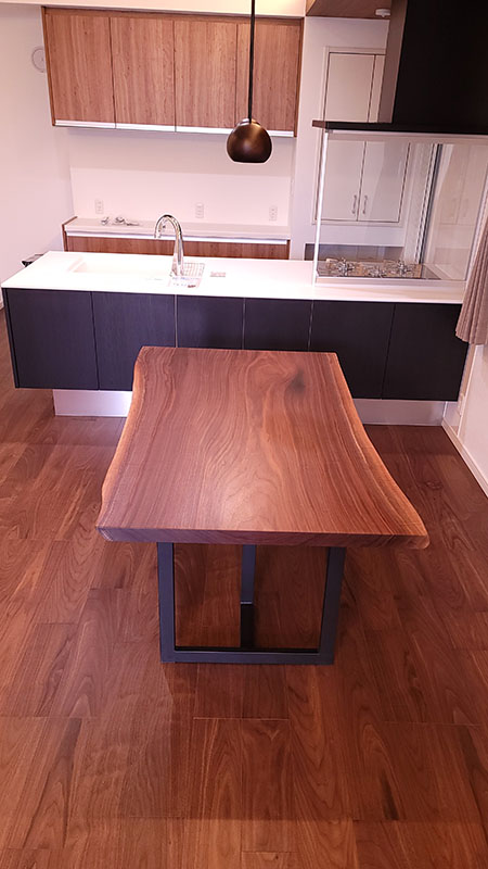 無垢一枚板テーブル