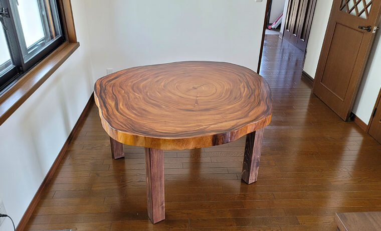 一枚板丸テーブル
