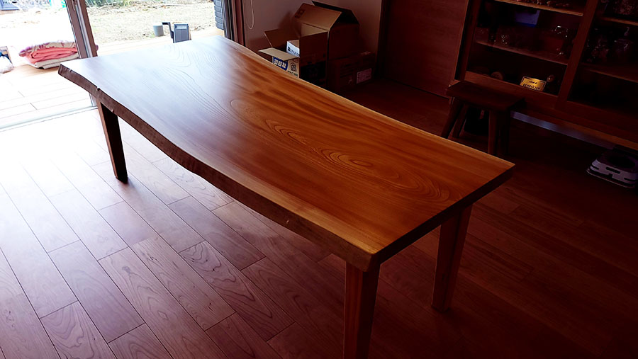 無垢一枚板テーブル