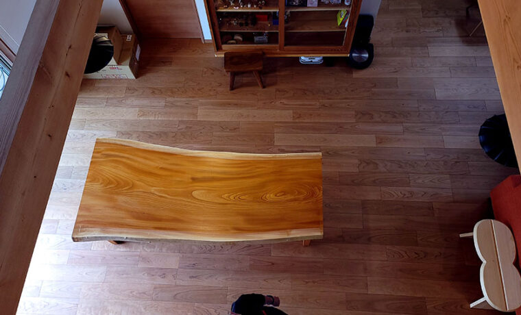 天然木一枚板テーブル