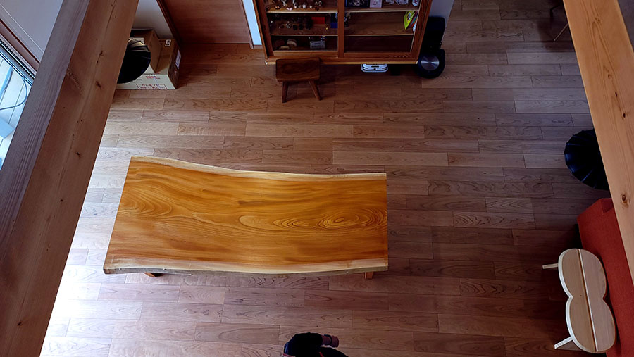 天然木一枚板テーブル