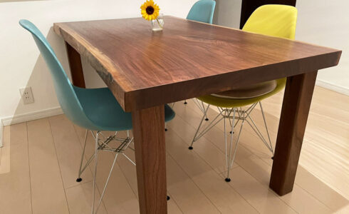 東京都内無垢一枚板テーブル