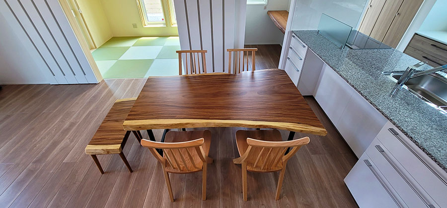 一枚板ダイニングテーブル