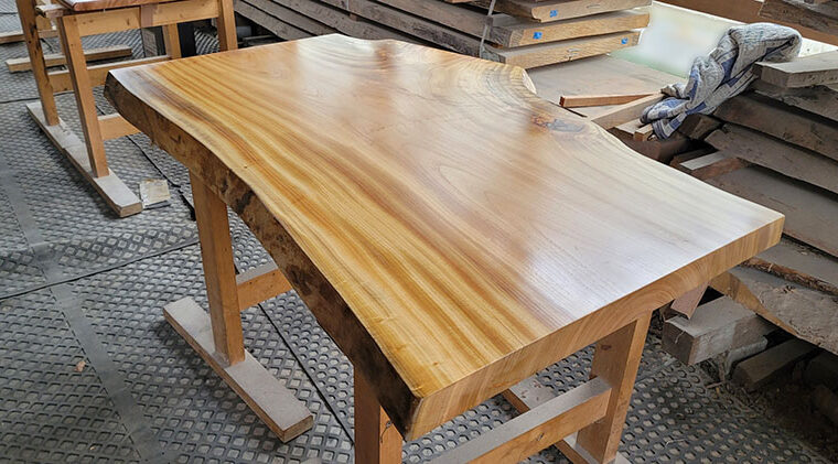 クスノキ無垢一枚板テーブル