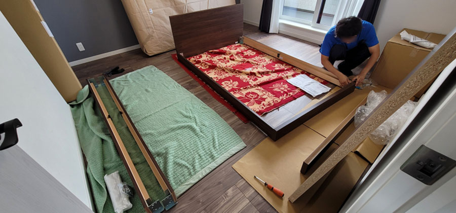 ベッドの組み立て
