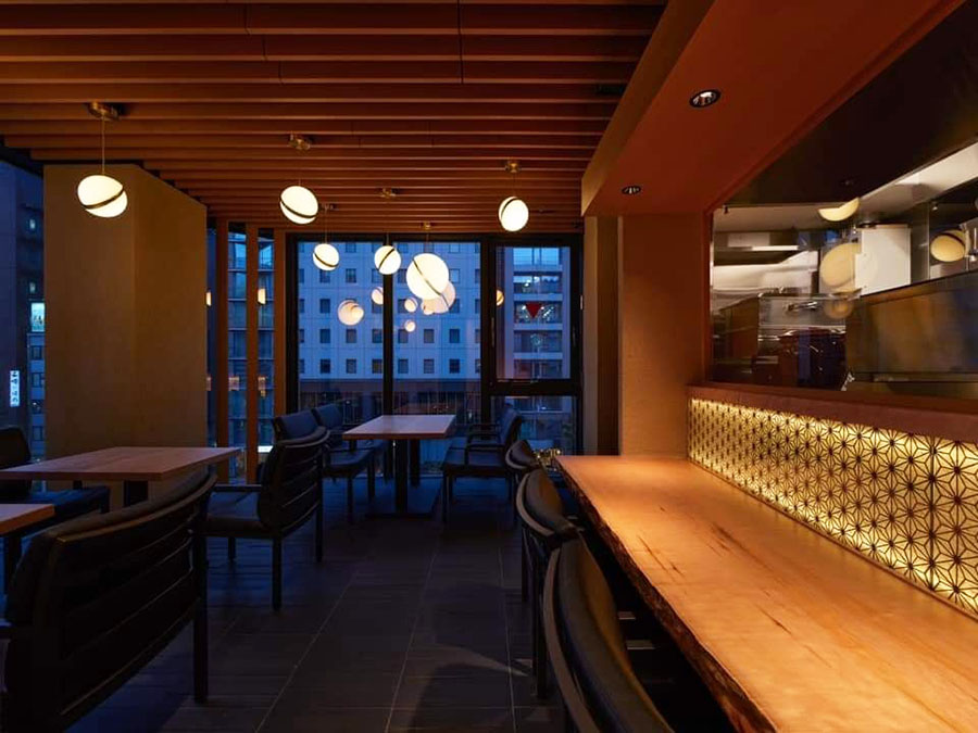 楓一枚板カウンター