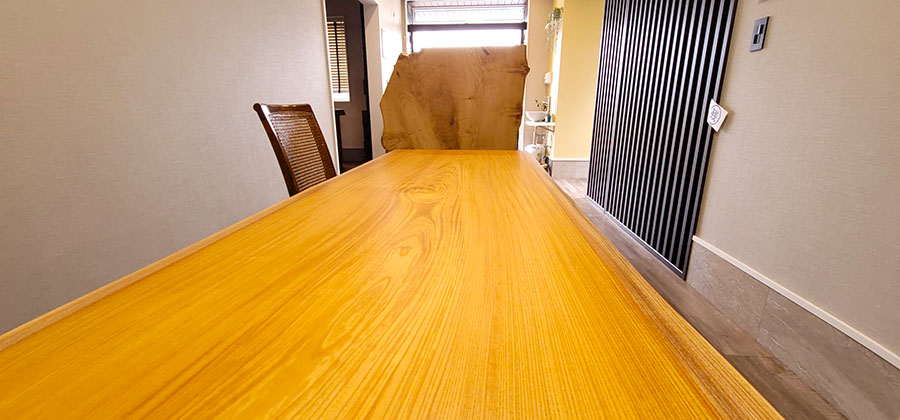 一枚板の目隠し