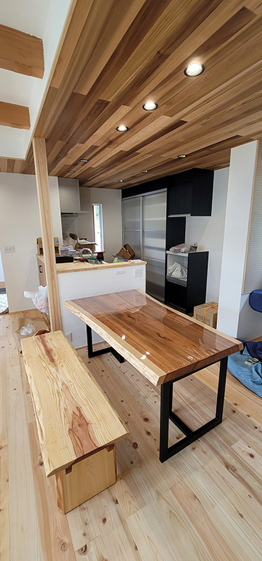 一枚板テーブル