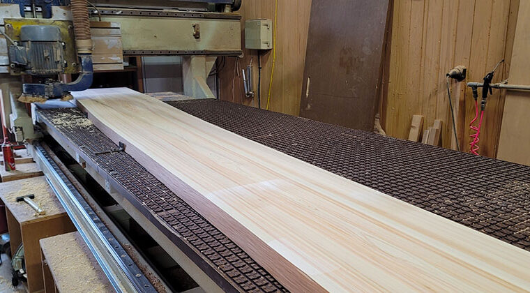 桧一枚板カウンター